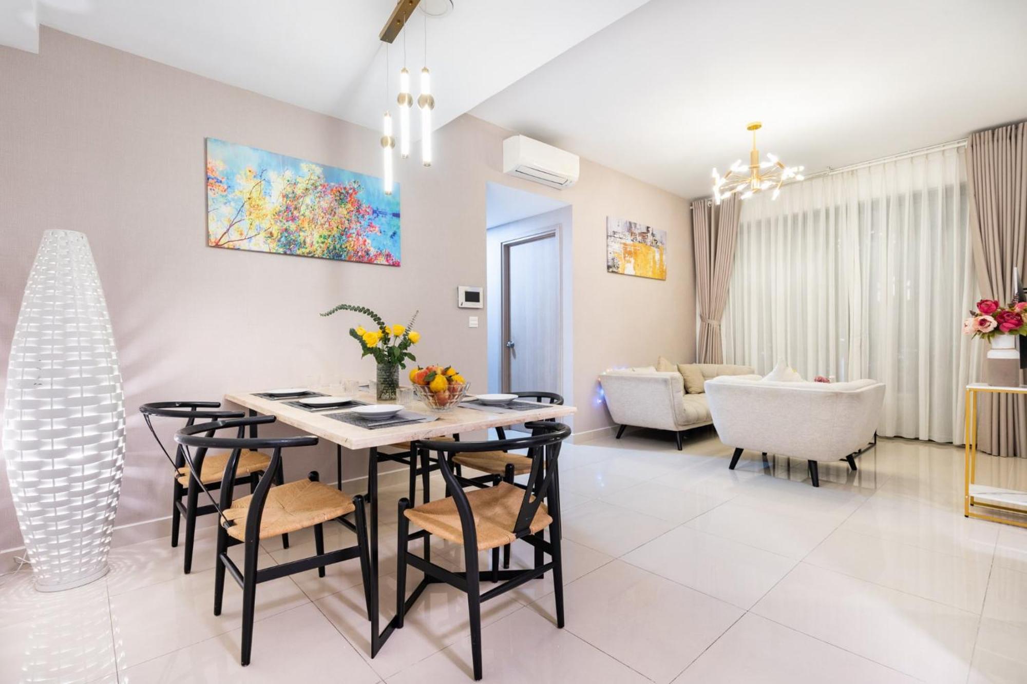 Rem Rivergate Garden Pool Signature - Free 4G Sim For 3 Nights Booking Ho Chi Minh City Exterior photo