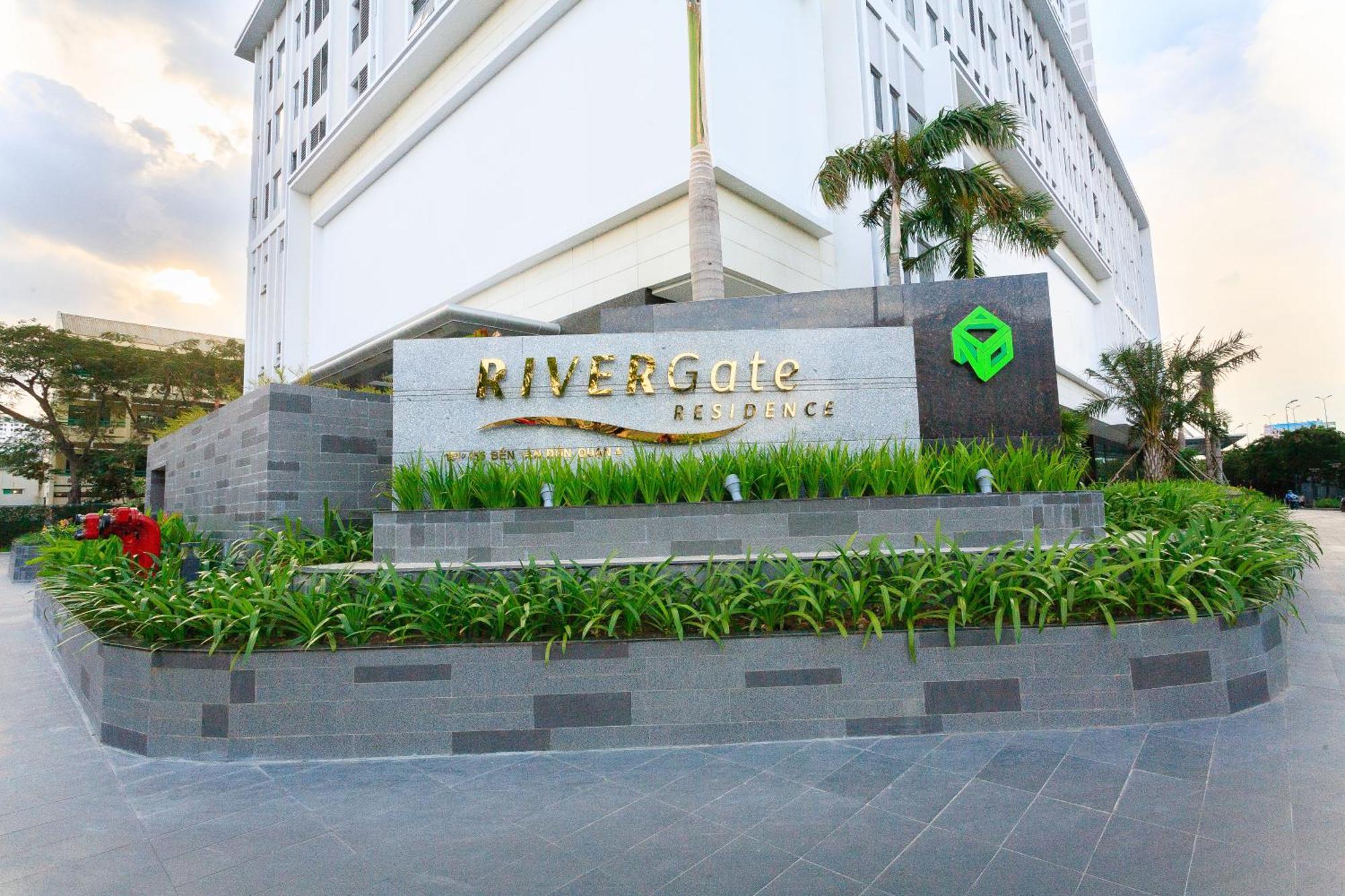 Rem Rivergate Garden Pool Signature - Free 4G Sim For 3 Nights Booking Ho Chi Minh City Exterior photo